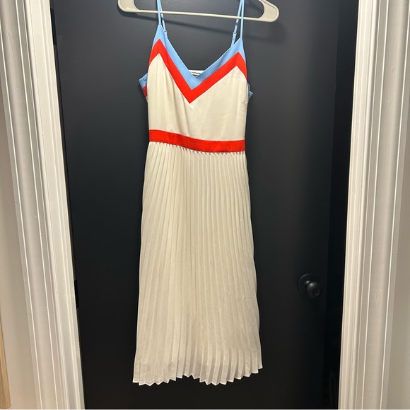 Banana Republic Red White and Blue Pleated Midi Dress - Picture 5 of 6
